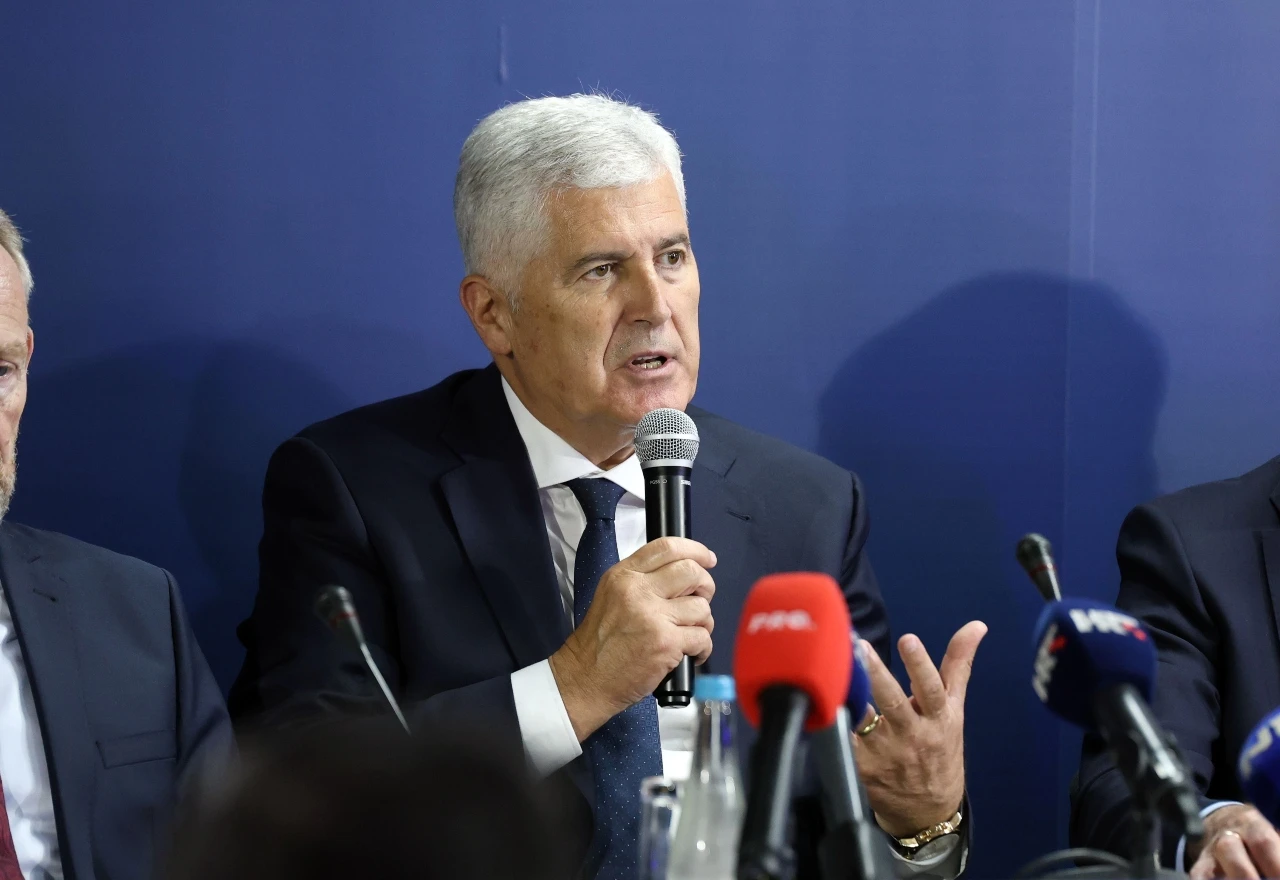 Čović čestitao Zmajevima: BiH ponosno dokazuje svoje mjesto u nogometnom svijetu