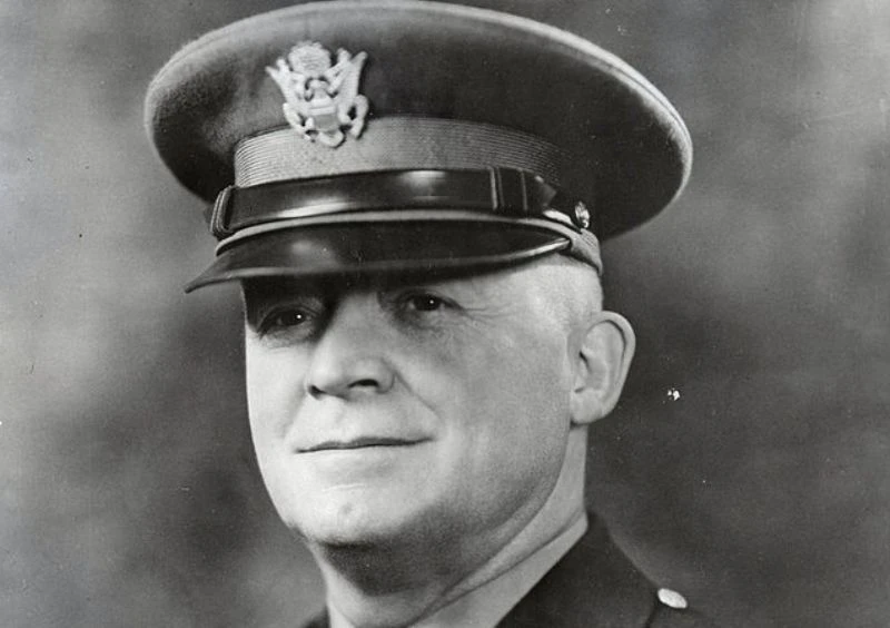 Henry Arnold – jedini zrakoplovni časnik s činom "General of the Air Force"