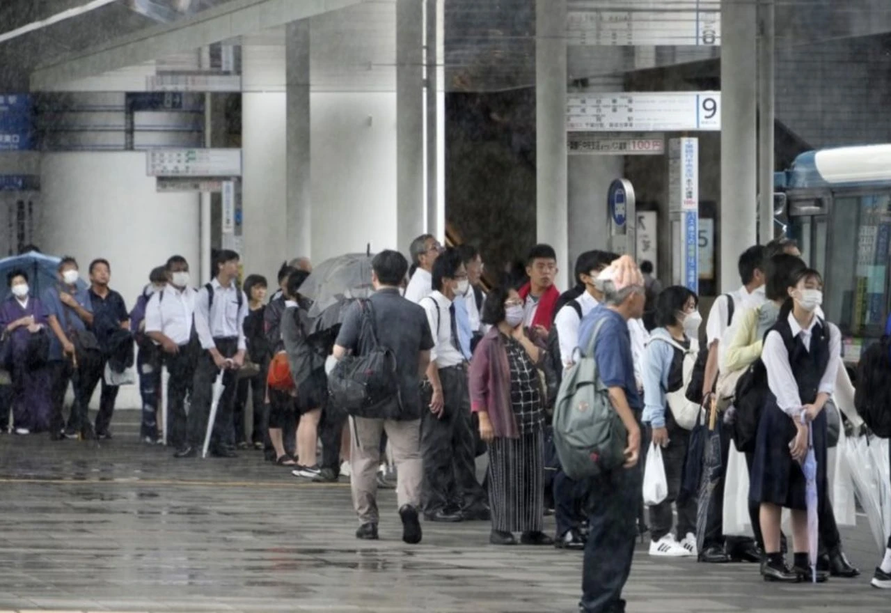 Japan evakuirao više od dva milijuna ljudi zbog tajfuna Mekhala