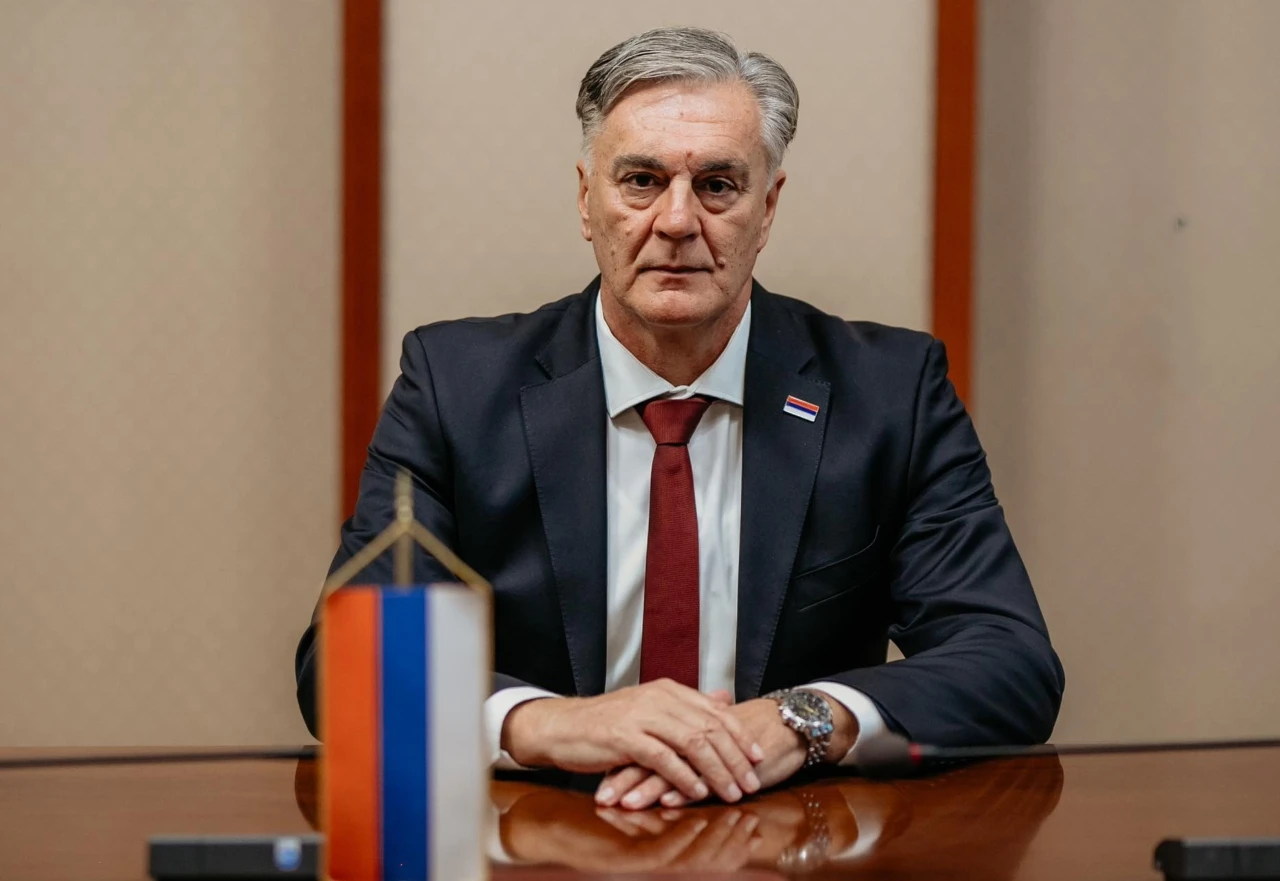 Karan podržao zabranu zastave s ljiljanima u Republici Srpskoj