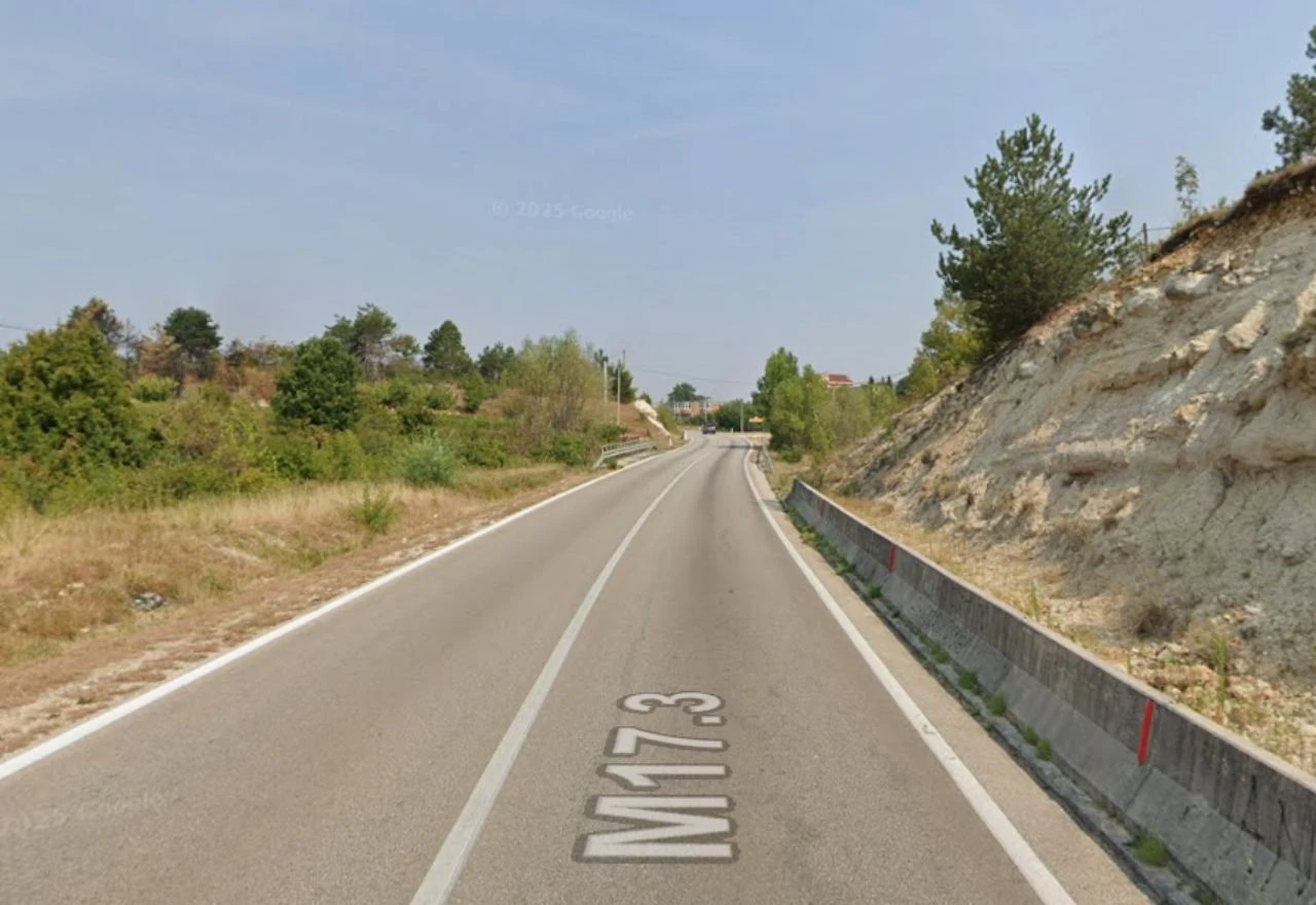 Jedna osoba teško ozlijeđena u slijetanju Peugeota kod Stoca