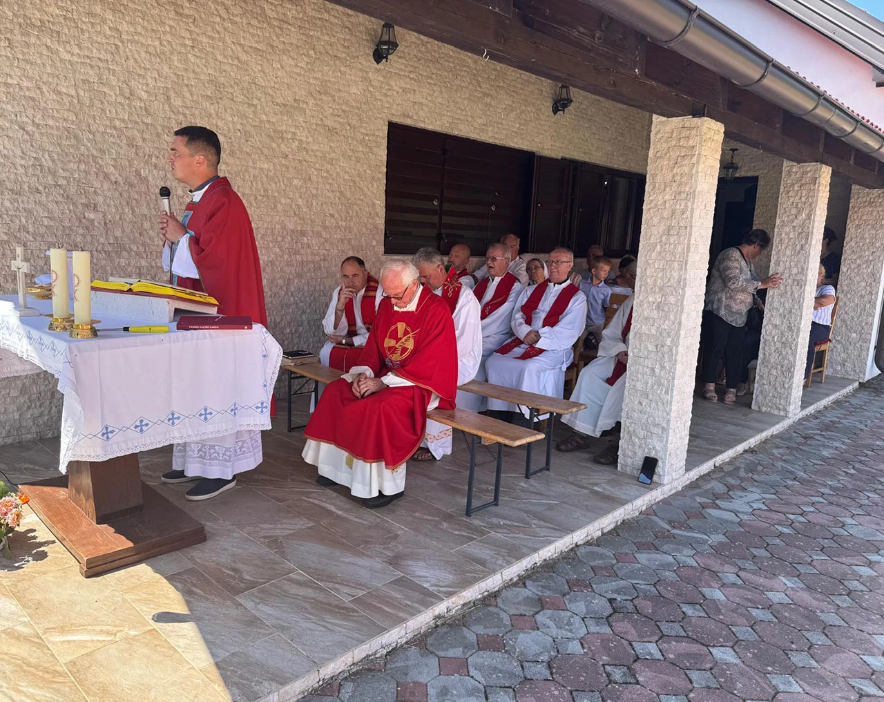 Brojni vjernici okupili se na Barama: Proslavljena svetkovina sv. Petra i Pavla u župi Solakova Kula