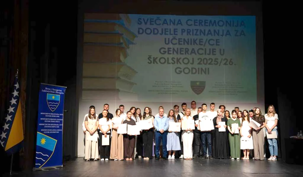 Mostar: Ministar uručio priznanja učenicima generacije