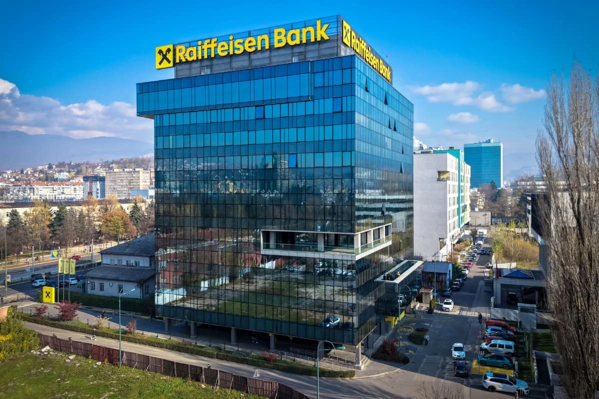 Raiffeisen banka prva u BiH istovremeno realizirala emisiju obveznica kroz javnu i zatvorenu ponudu