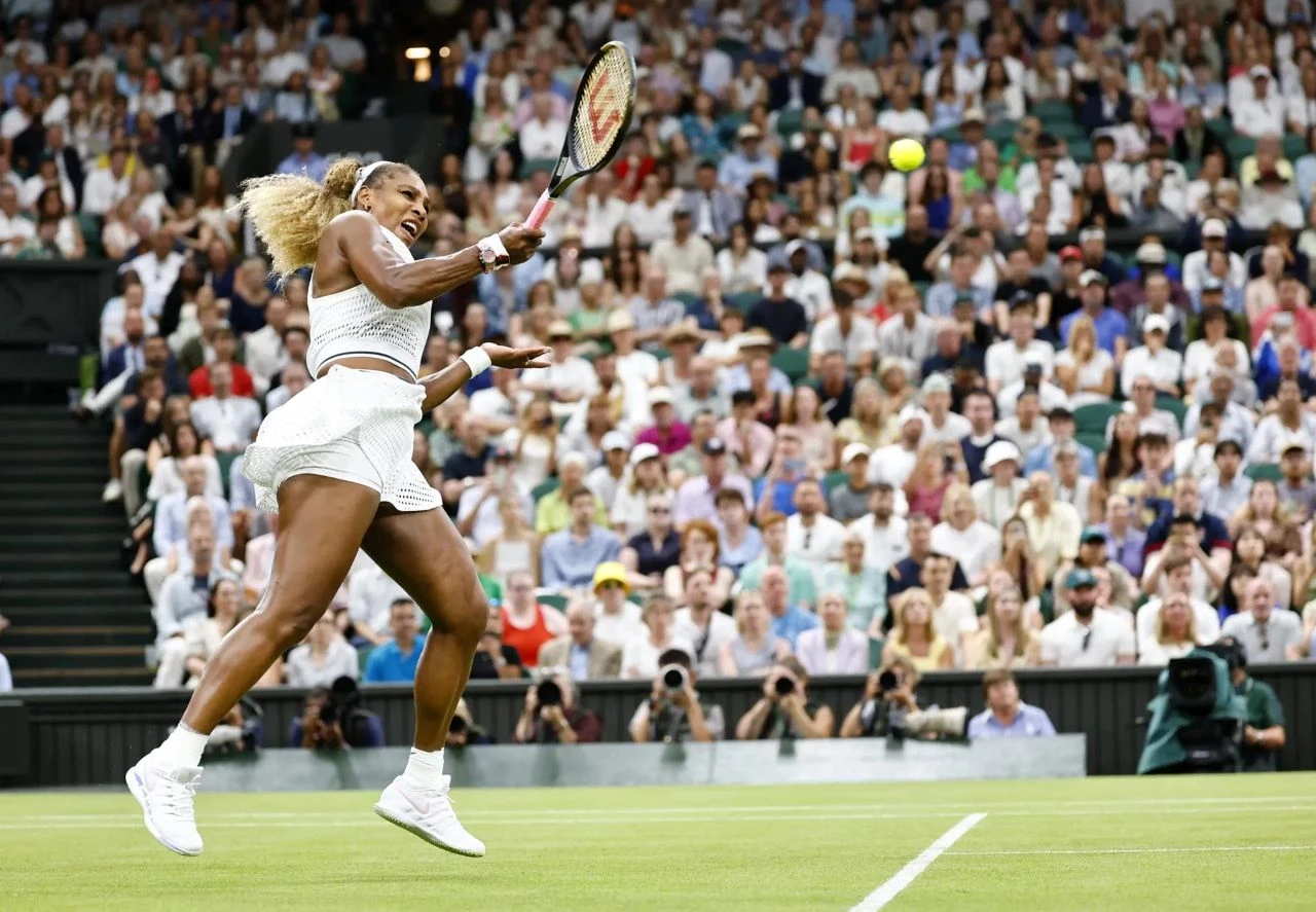 Nakon četiri godine, Serena se vratila u Wimbledon, izgubila u tri tijesna seta