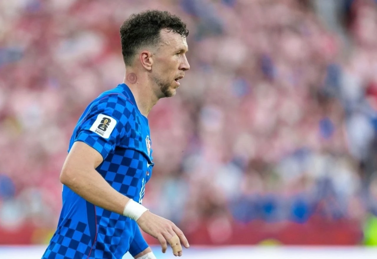 Znate li zašto Ivan Perišić ima okrugle modrice na vratu?