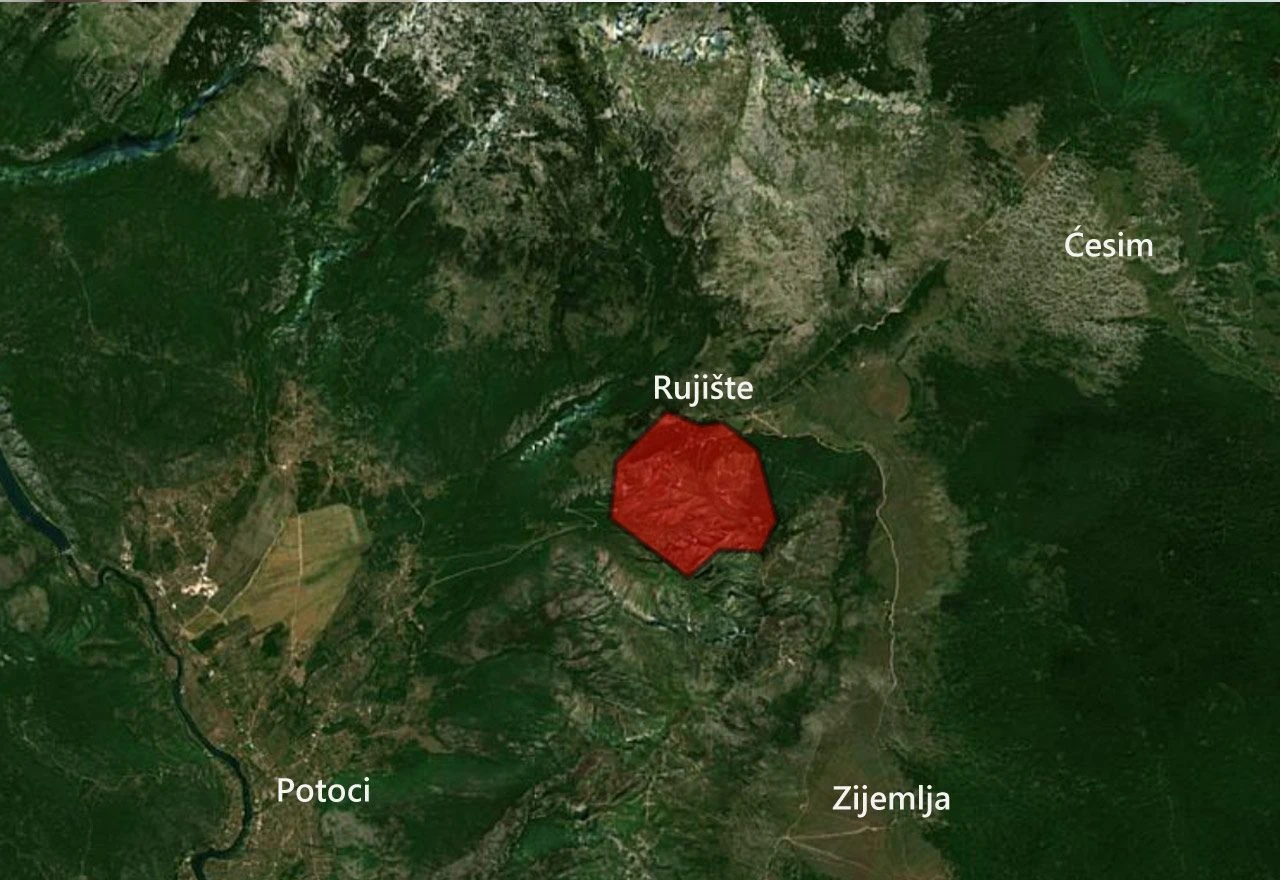 Air Tractori imali deset naleta kod Konjica, na Rujištu stanje i dalje teško