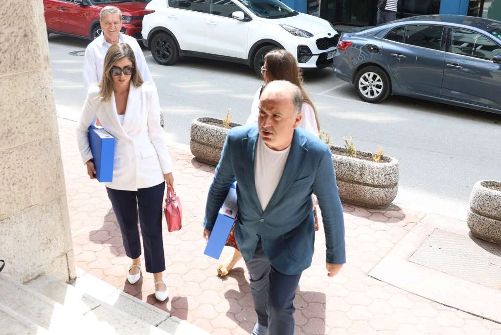 DF s 400 kandidata lovi glasove za sve razine vlasti