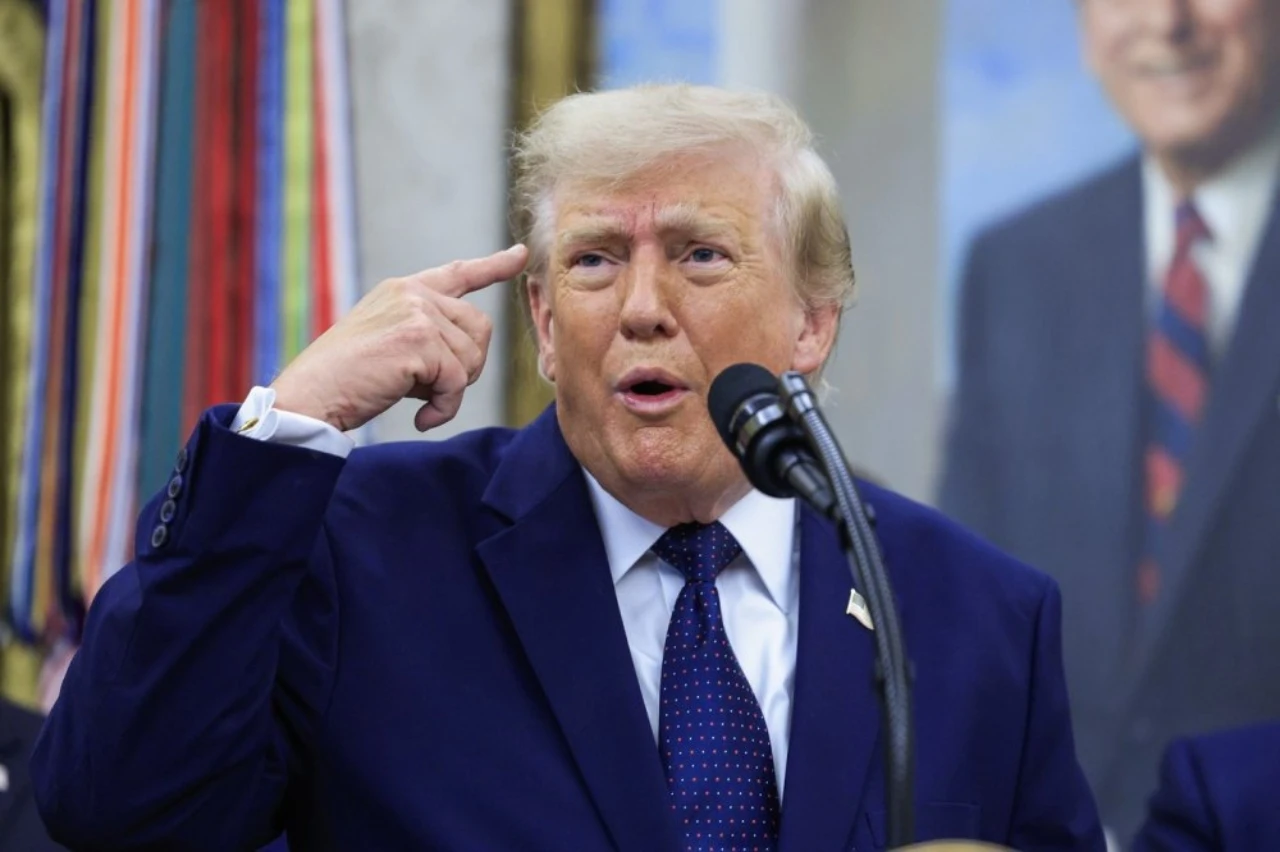 Trump priznao da je zvao FIFA-u: Dali su mu crveni, nisam znao što je to
