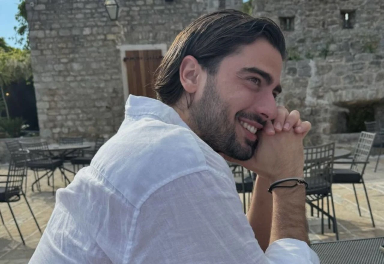 Šime Elez se oglasio nakon što je viđen s atraktivnom plavušom u Splitu