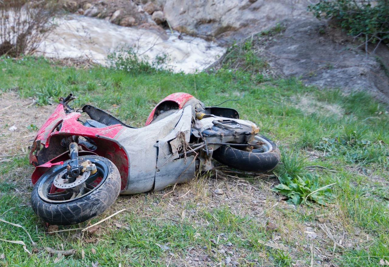 Maloljetni motociklist teško ozlijeđen u sudaru kod Konjica