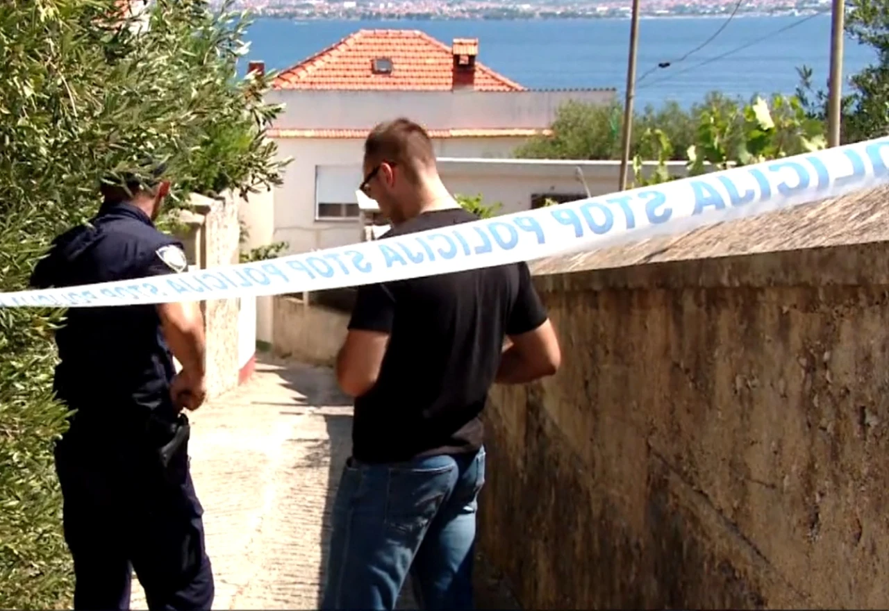 Muškarac napao policajku nožem, oglasio se Božinović