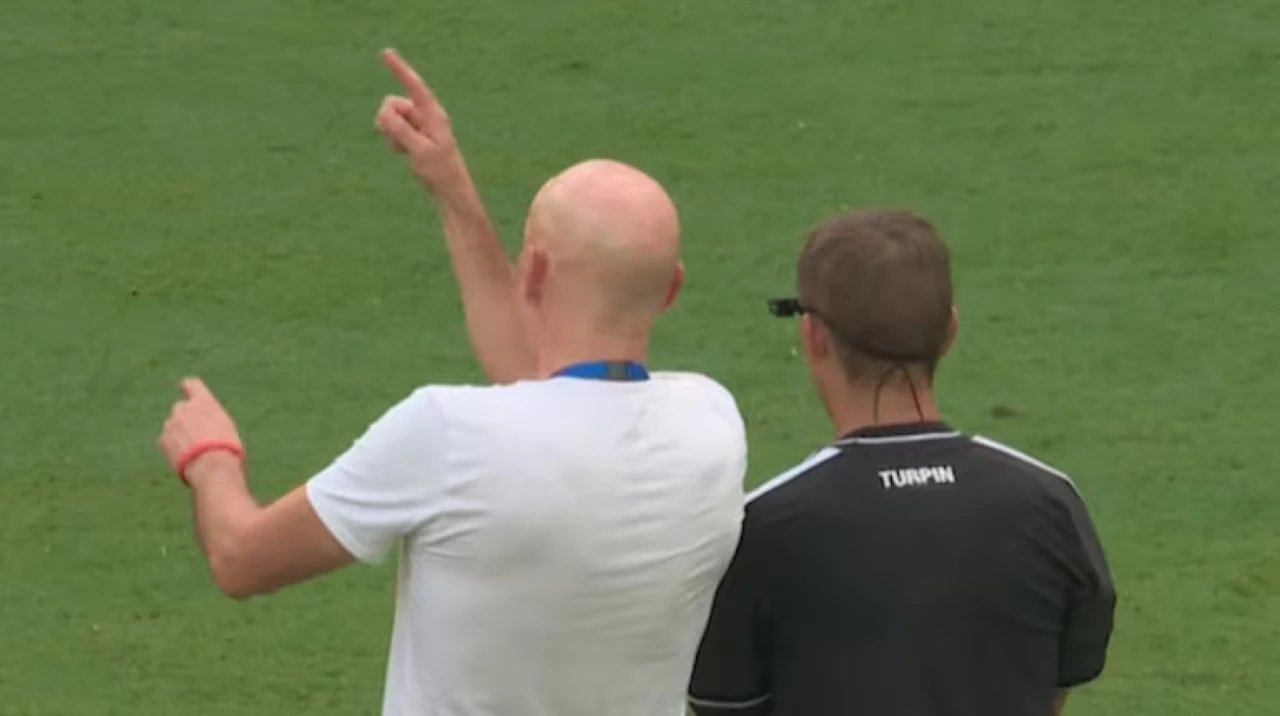 Norvežani se žalili, je li lopta udarila u kabel u akciji koja je prethodila golu Bellinghama za 1-1?