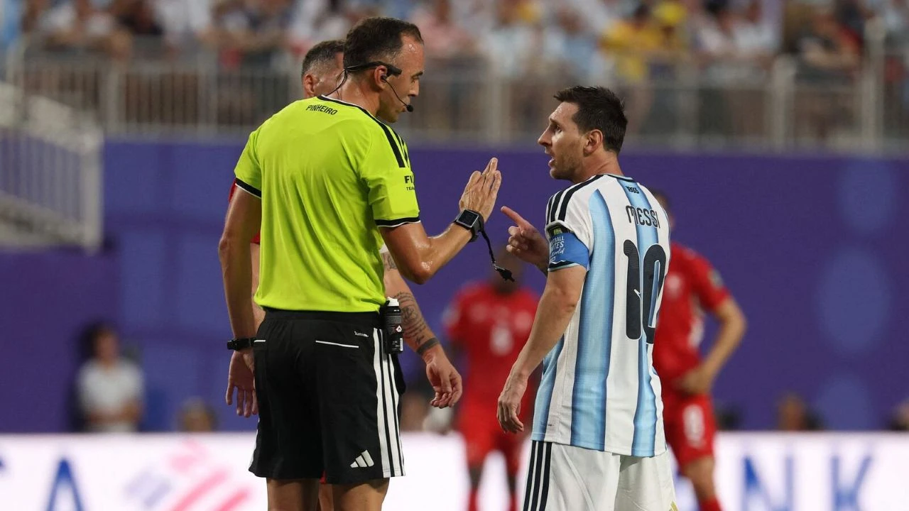 Englezi optužuju FIFU da pomaže Argentini