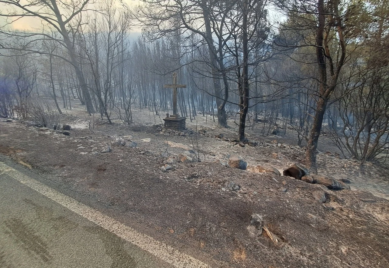 Požar na Korčuli pod nadzorom, gori na Mljetu
