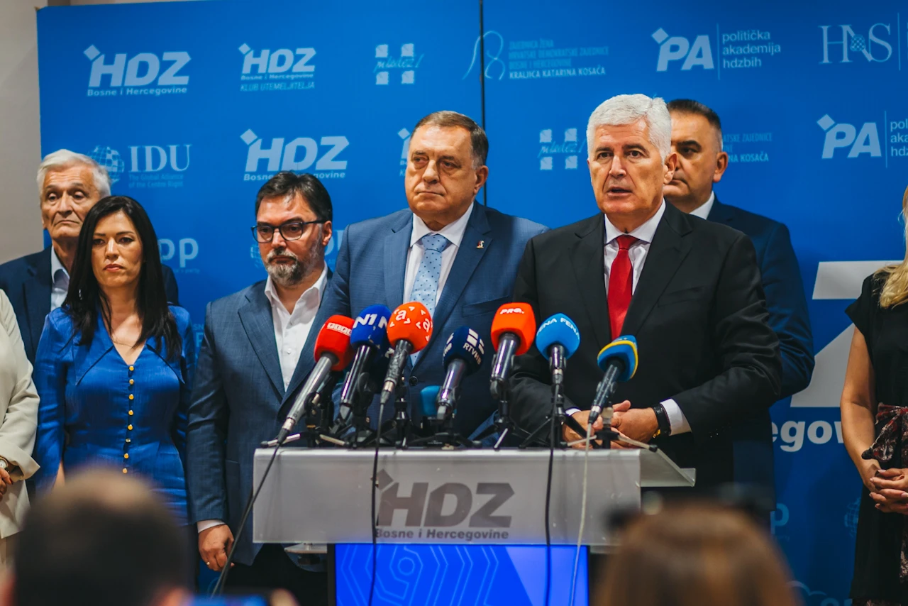 Dodik u Mostaru: Da nije bilo HDZ-a i SNSD-a, Bosna bi davno propala