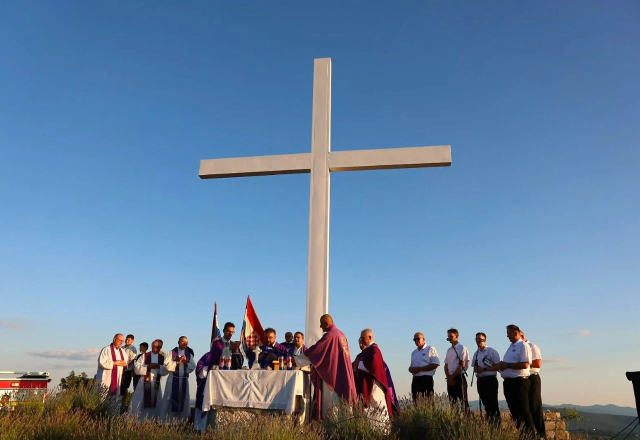 Obilježene 33 godine od pogibije 24 hrvatska branitelja na Gradini