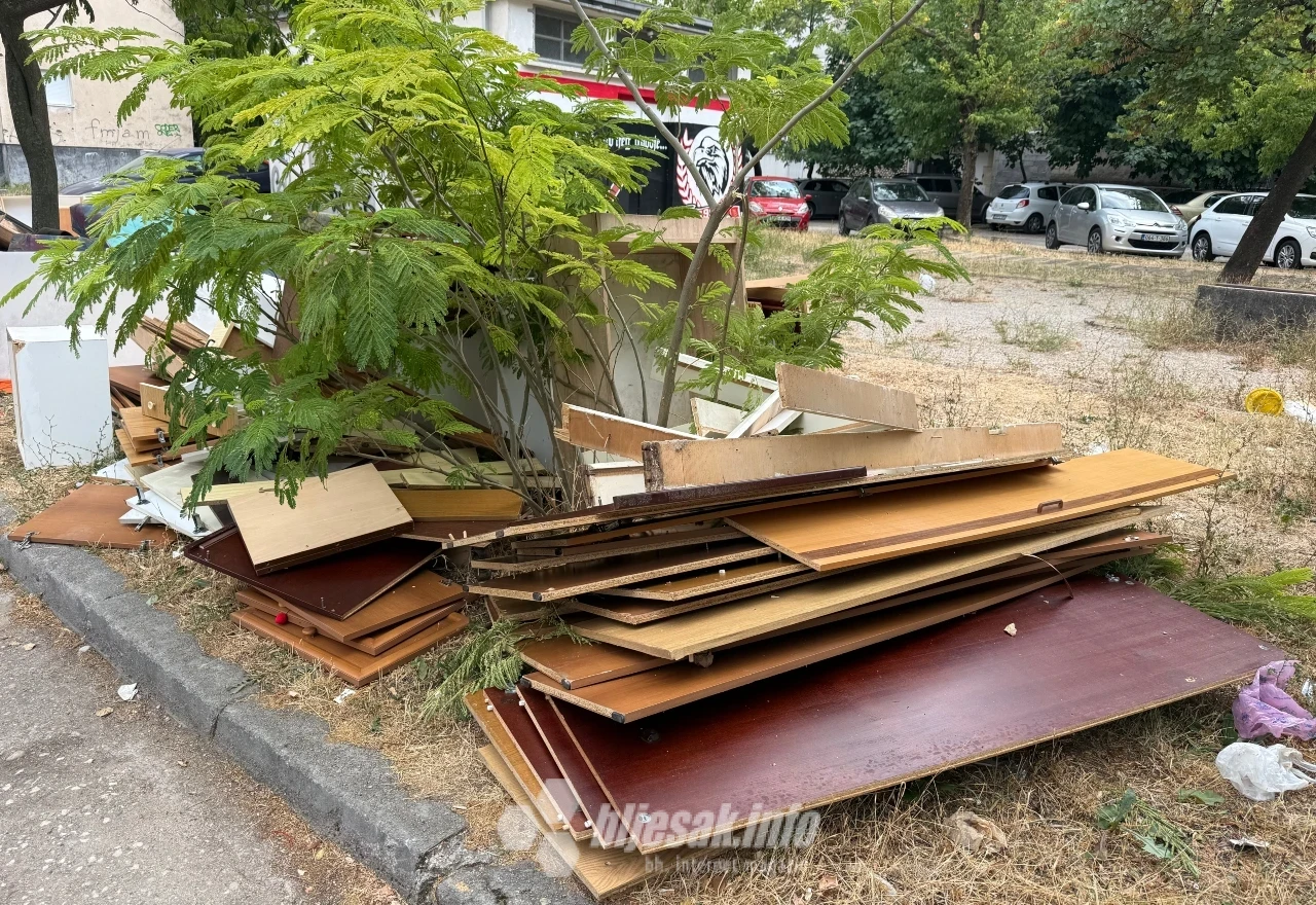 U trenutku kada se Mostar bori s otpadom i kada se on odvozi u druge gradove u Ulici Stjepana Radića niknula je deponija