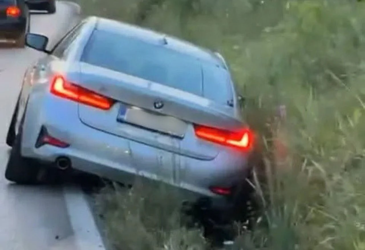 Ljubuški: BMW-om sletio s ceste u kanal