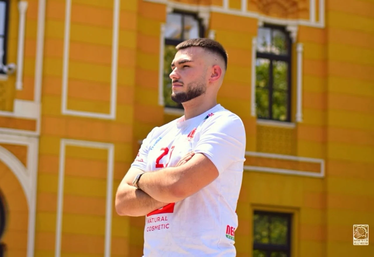 Velež doveo mladog pivota