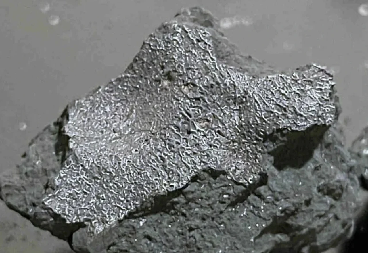 Meteorit koji je probio krov kuće mogao bi otkriti tragove života