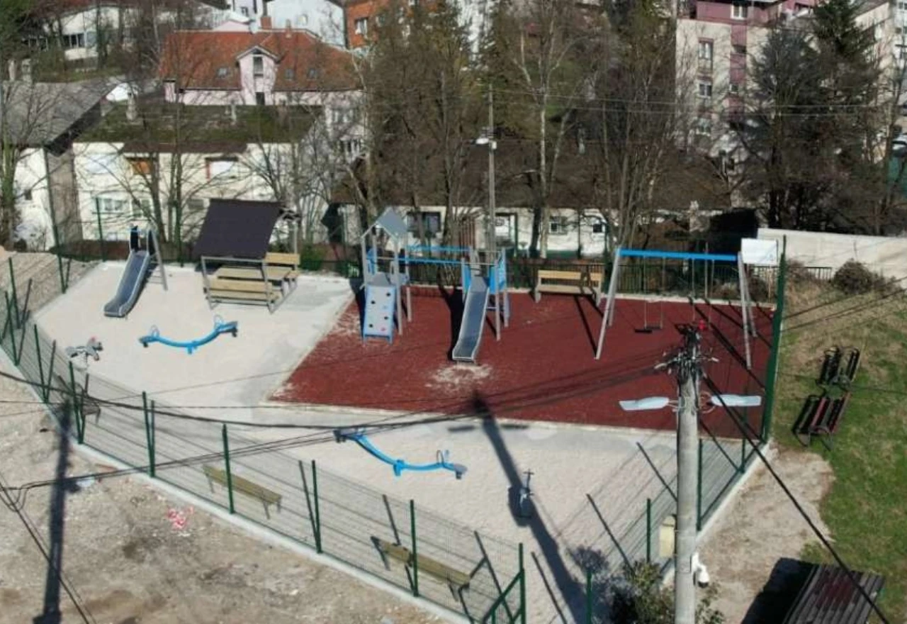 Jablanica obnovila 17 dječjih igrališta