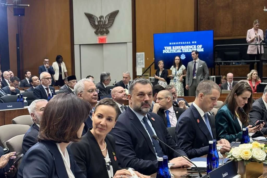Konaković u Washingtonu opleo po Dodiku – Reakcija iz RS: Njegovi suborci su teroristi Članica