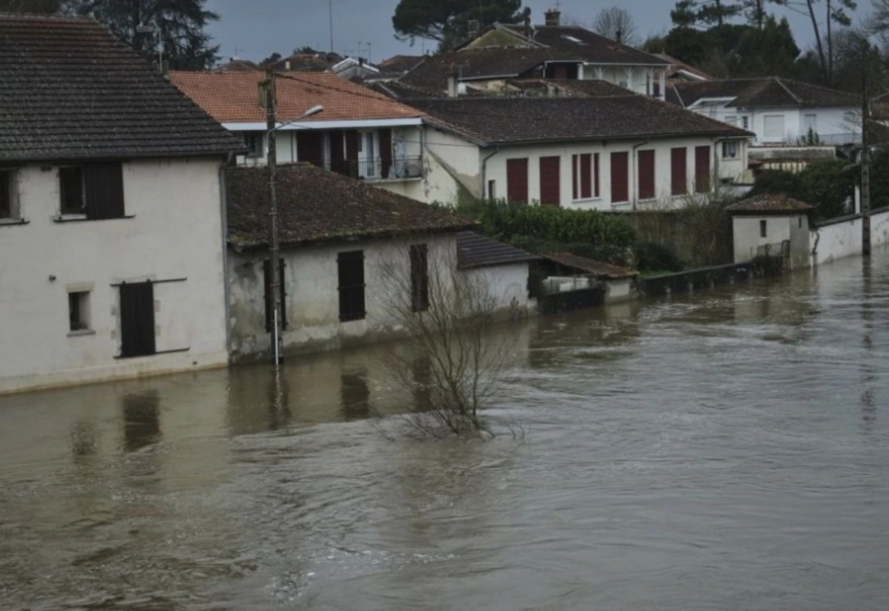 Muškarac izgorio u radionici nakon udara groma