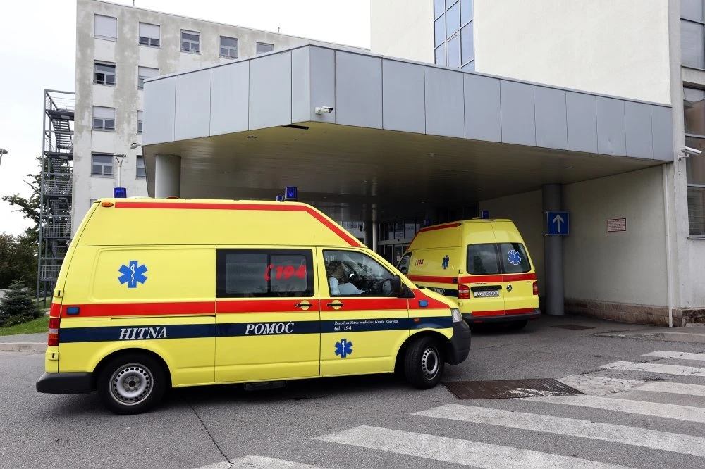 Dijete palo u iskop ispunjen vodom i preminulo