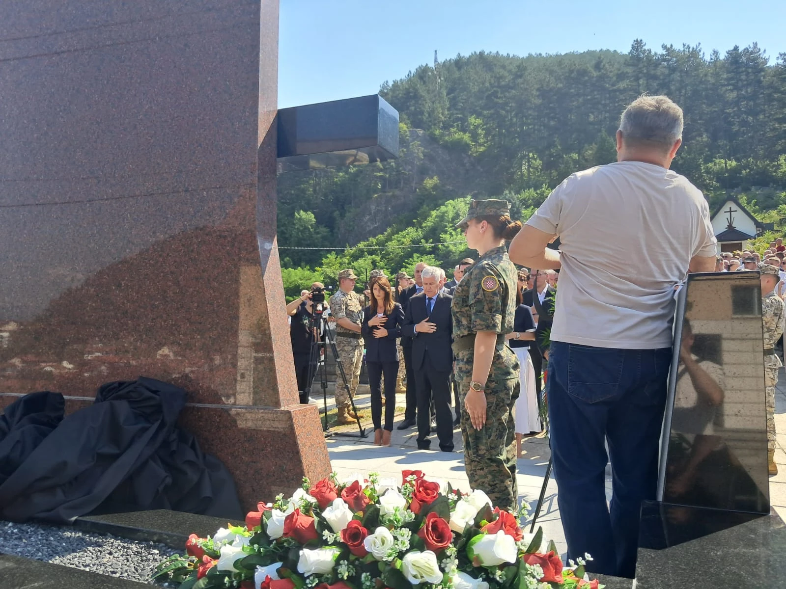 U Konjicu otkriven spomenik poginulim i nestalim pripadnicima HVO-a i HV-a