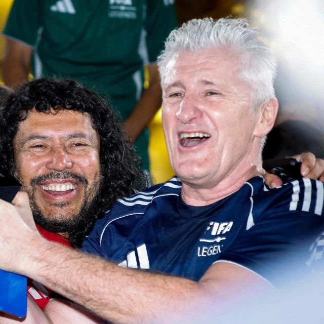 Davor Šuker osvojio FIFA Legends Cup: Zaigrao s Del Pierom, Kakom i Đokovićem
