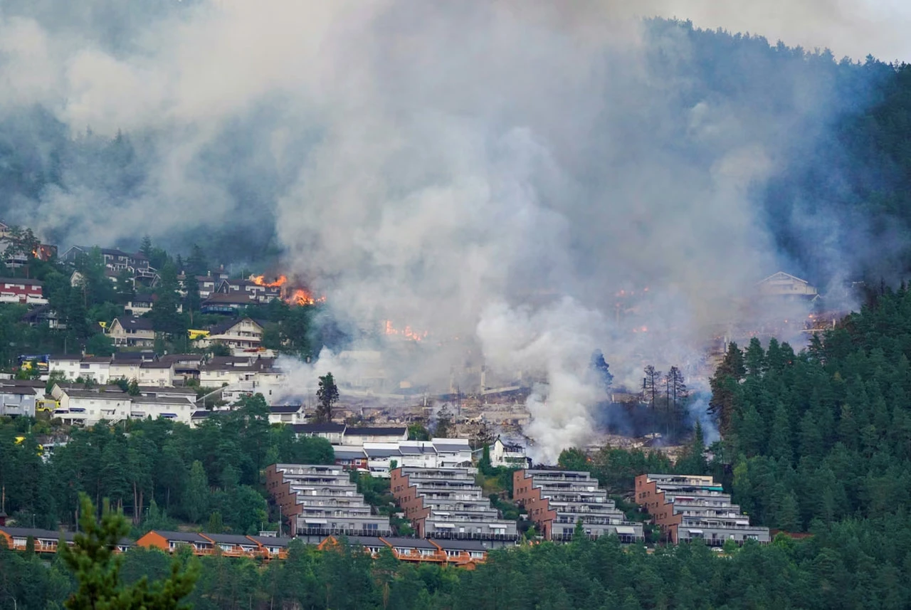 VIDEO | Veliki požar u Norveškoj, uništeno više od 100 domova