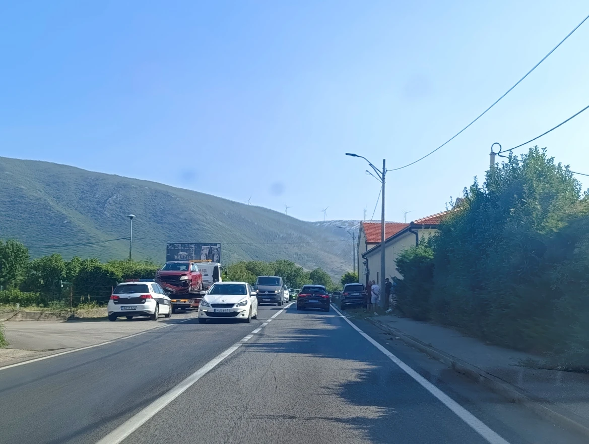 Sudar tri vozila u Potocima