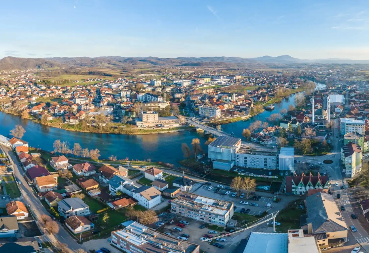 Tužiteljstvo USK se oglasilo o napadu u Sanskom Mostu, ministar objavio imena