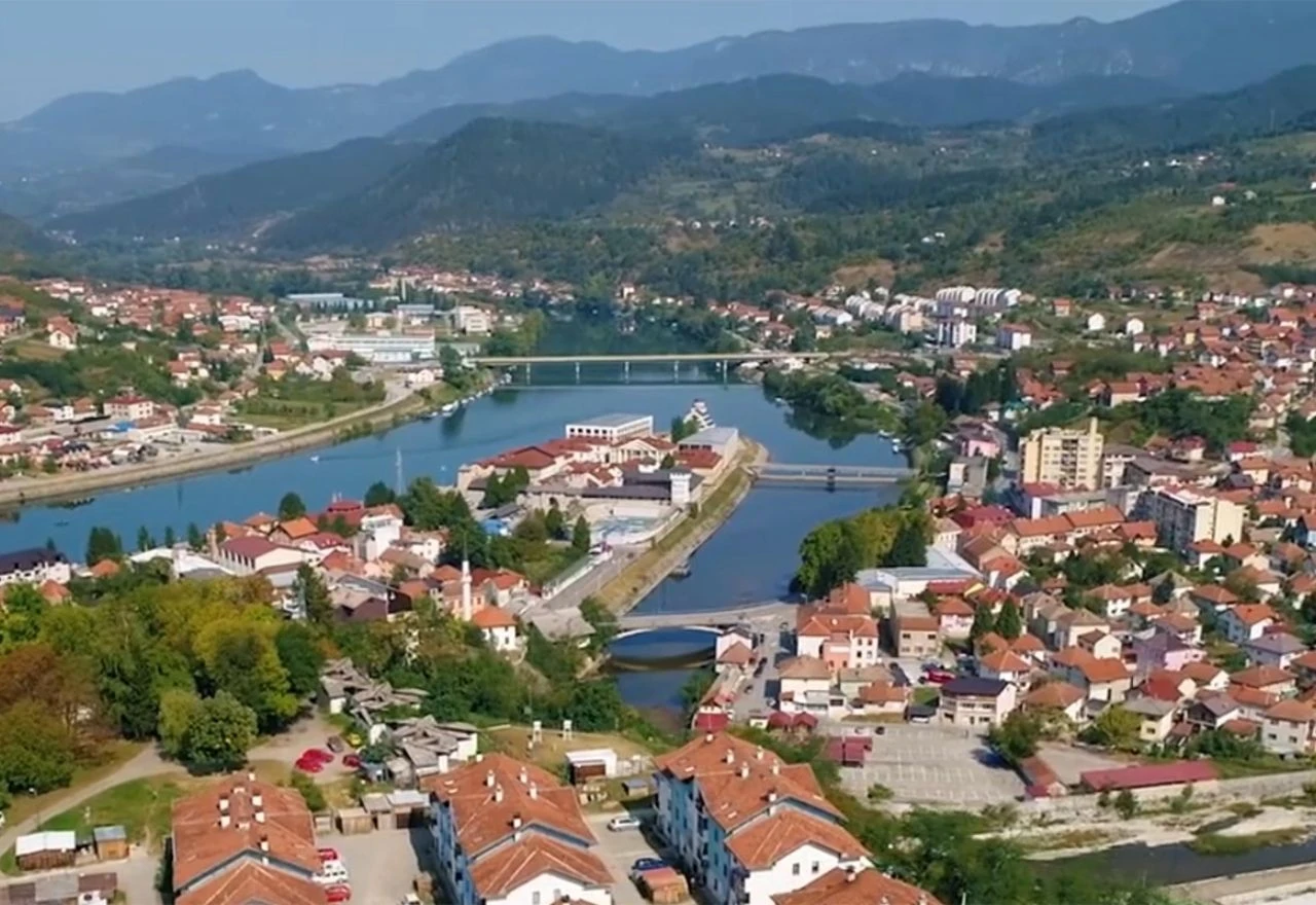 Višegrađanin pronašao torbicu s 400 eura i dokumentima pa pokazao što znači poštenje