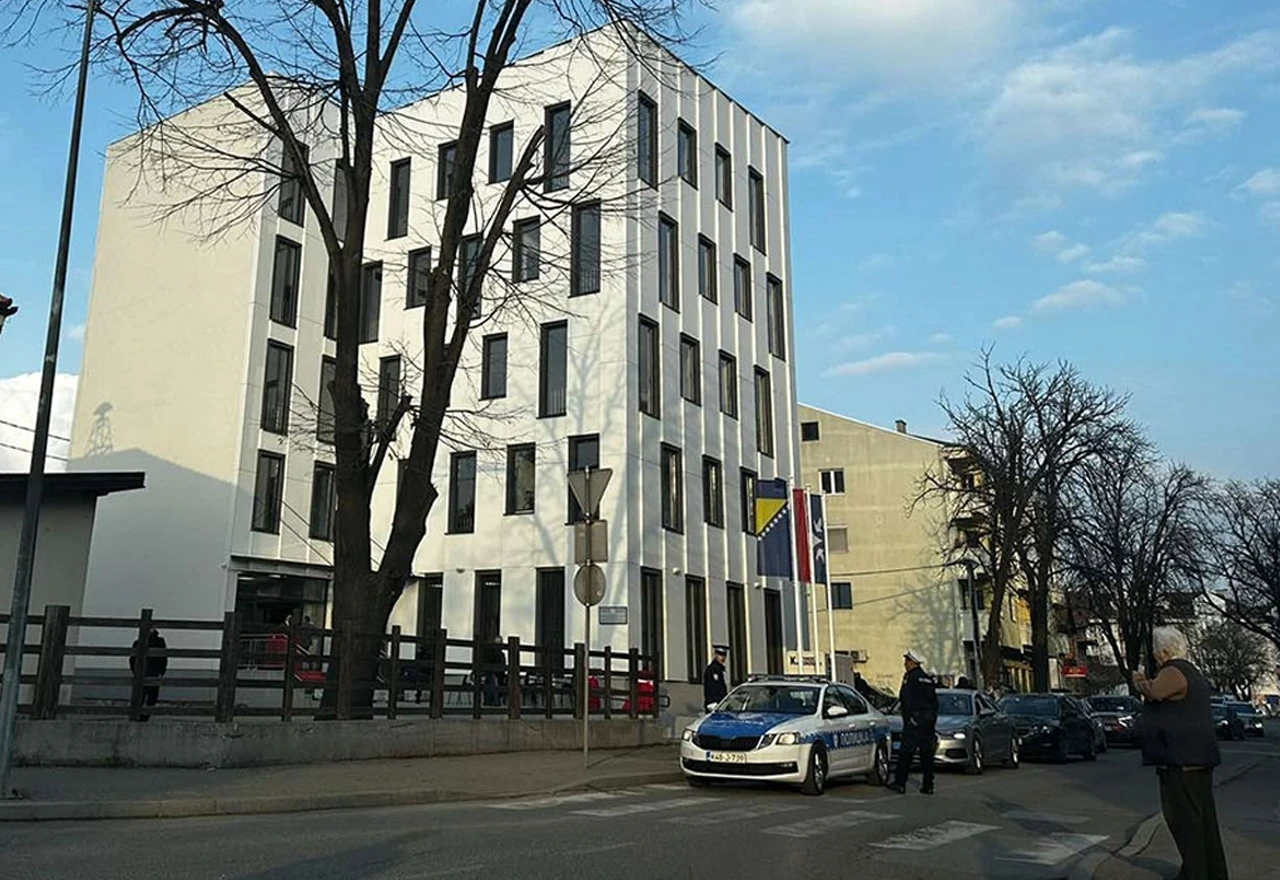 Kad dužnosnik "padne sa sumnjivom tvari": "Hitan postupak" od pola godine