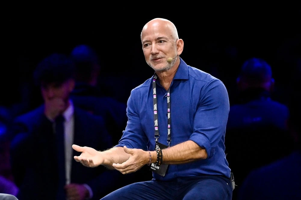 Bezos ulazi u Liverpool?