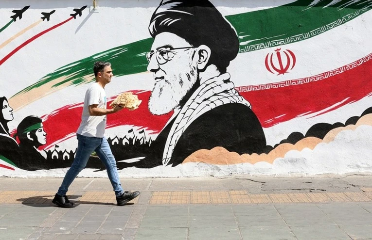 Iran zaprijetio: "Ako mi ne možemo prodavati naftu, neće nitko"