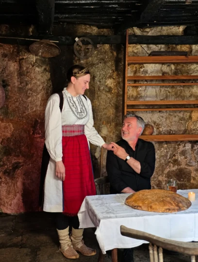 Miroslav Škoro snimio pjesmu sa svojom kćeri i sinom