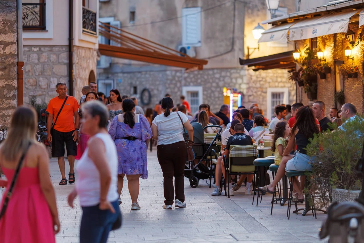 Rekordan turistički vikend u Trebinju: "Sve je popunjeno"