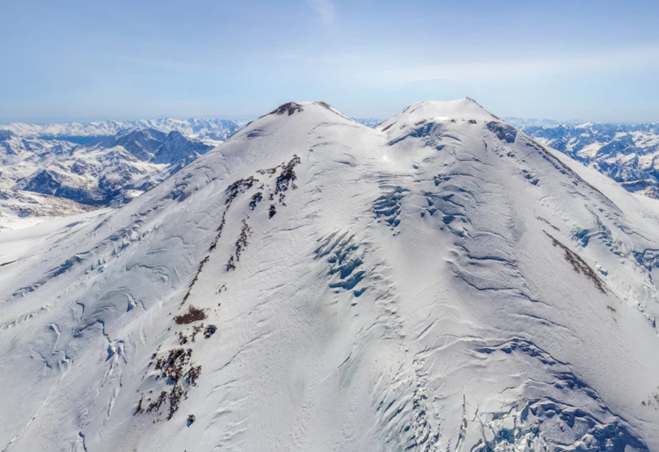 Tijela troje stradalih planinara spremna za spuštanje s Elbrusa