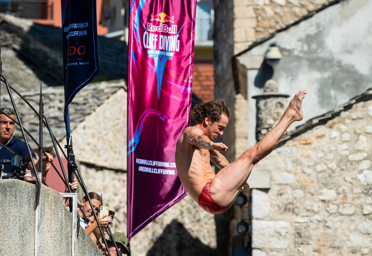 Deset godina spektakla: Red Bull Cliff Diving ovoga tjedna stiže u Mostar
