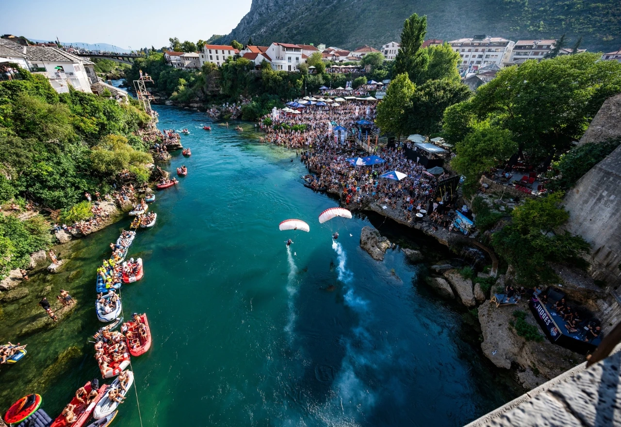 Red Bull Cliff Diving stiže u Mostar