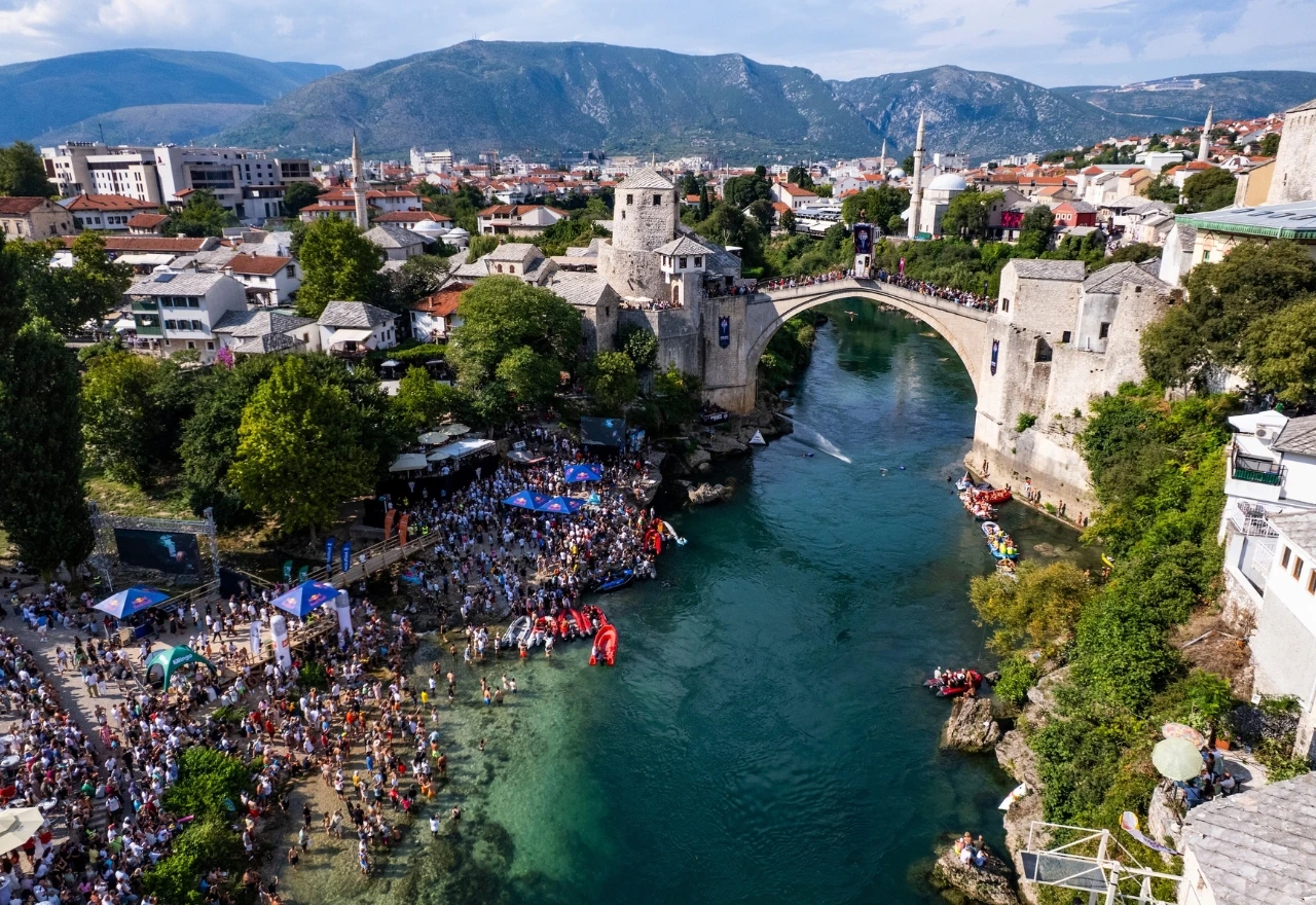 Red Bull Cliff Diving stiže u Mostar