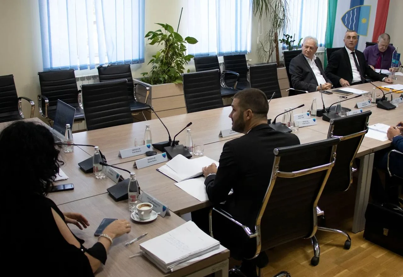Sjednica Vlade HNŽ-a nije održana, ministri SDA i SDP-a nisu došli