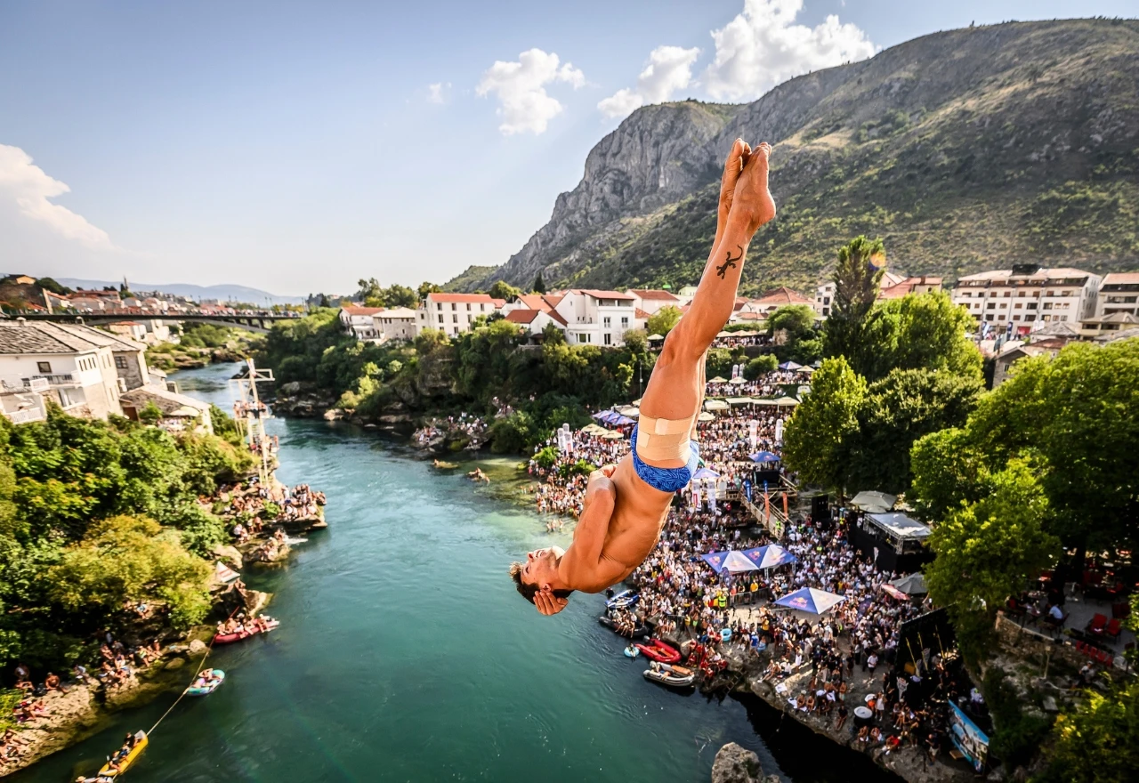 Deset godina Red Bull Cliff Divinga u Mostaru kroz zanimljivosti i brojke