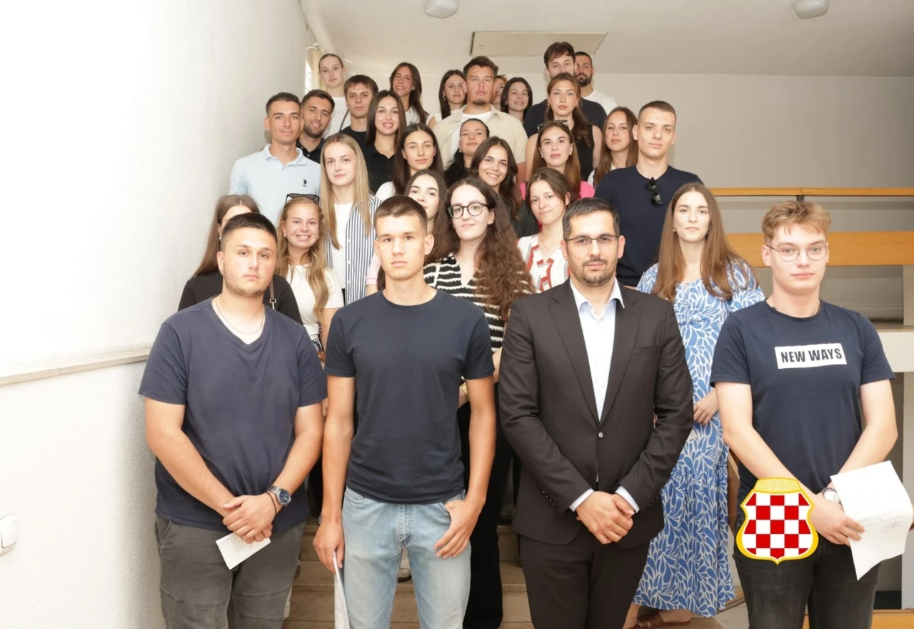 Studentima iz HBŽ-a 200 KM mjesečno, potpisano 38 novih ugovora