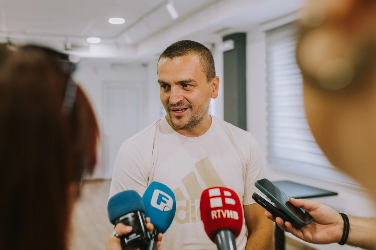 Otpušteni radnik Komunalnog: ''Ovo je skidanje glava Bošnjacima"
