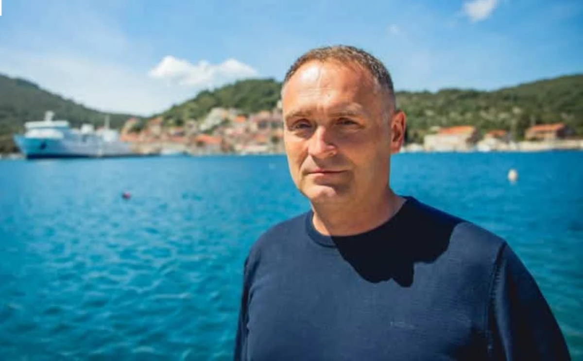 Zbog terase napao gradonačelnika Visa šakom i kacigom, prijetio mu i razbio bicikl