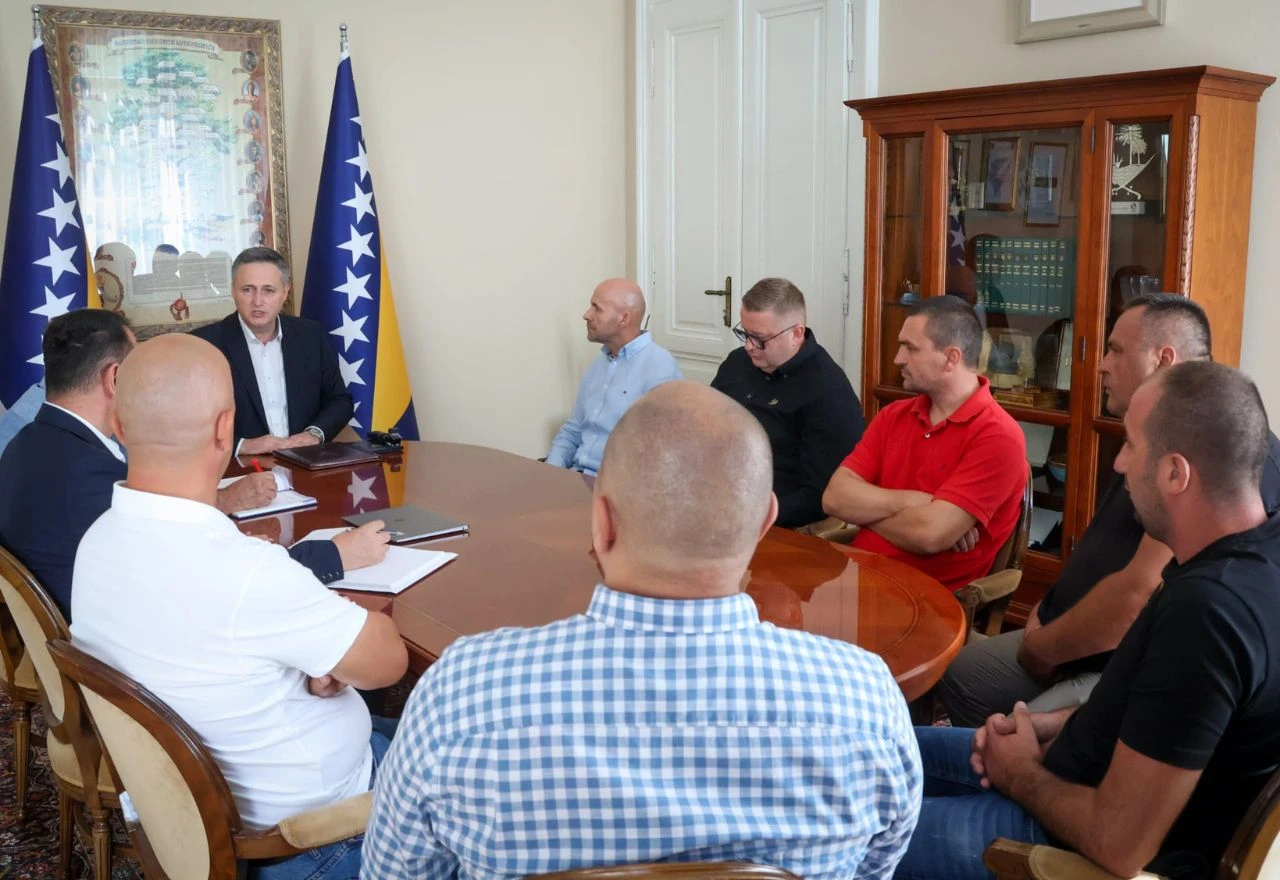 Bećirović: Kordić snosi odgovornost za otkaze u "Komunalnom"